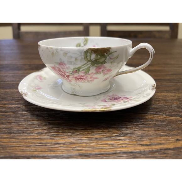 Theodore Haviland Limoges France Antique Teacup Roses with Impressed Stamp - Picture 1 of 11